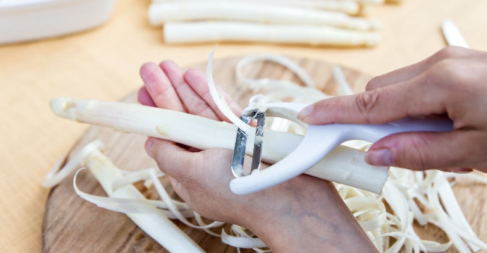 Pr&eacute;parer les asperges blanches